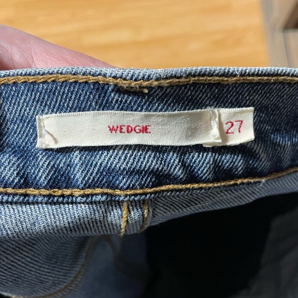 LEVIS-Wedgie Fit Ankle Women's Jeans - Picture 4 of 4